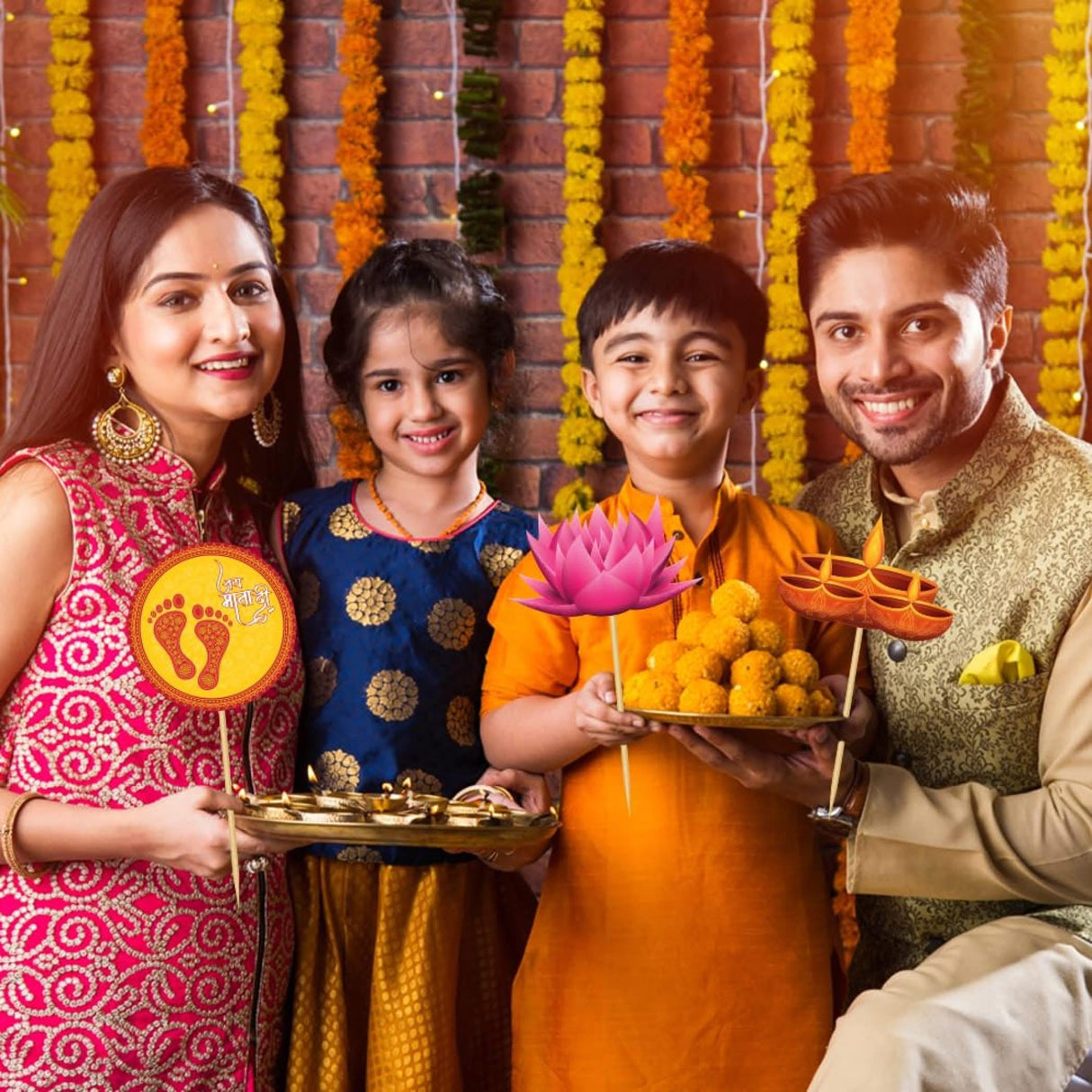 10 Pcs Navratri Photo Booth Props Kit Jai Mata Di Decoration Item Navaratri Hindu Festival Celebration Party Favors Decorations Kit for Photoshoot Home Indoor Outdoor Decor - LoveNspire