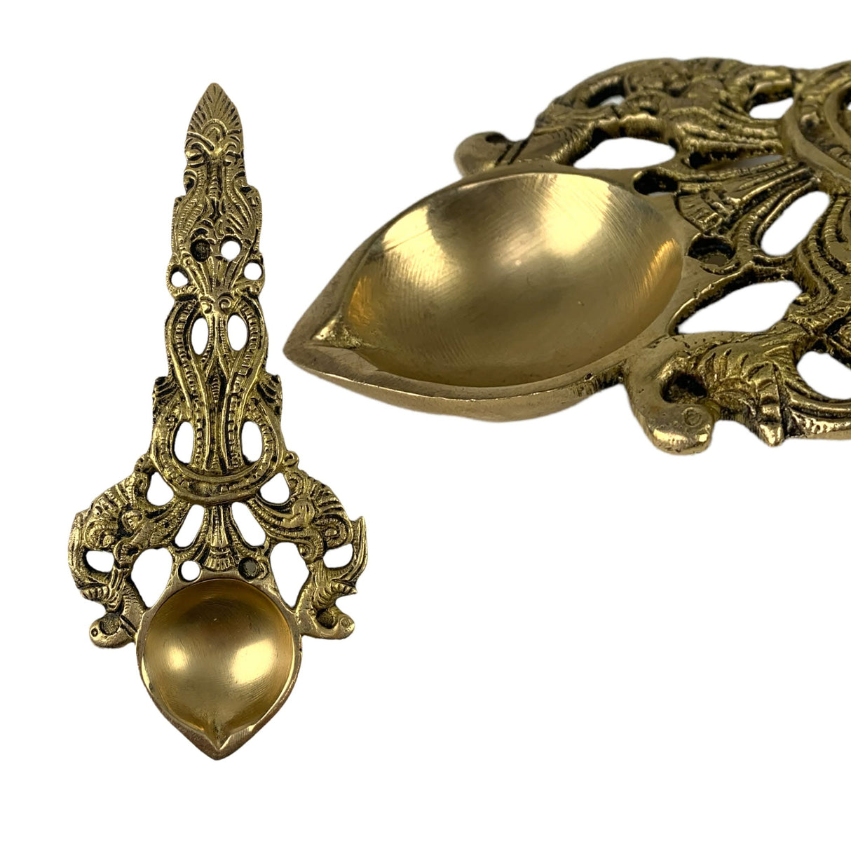Brass Pooja Aarti Spoon 1 Pc Diya Twin Peacock Design Round Hawan Spoon for Pouring Ghee in Hawan Kund Diwali Gift Ethnic Indian Aarti Spoon Wedding Return Gifts Home Temple Decor - LoveNspire