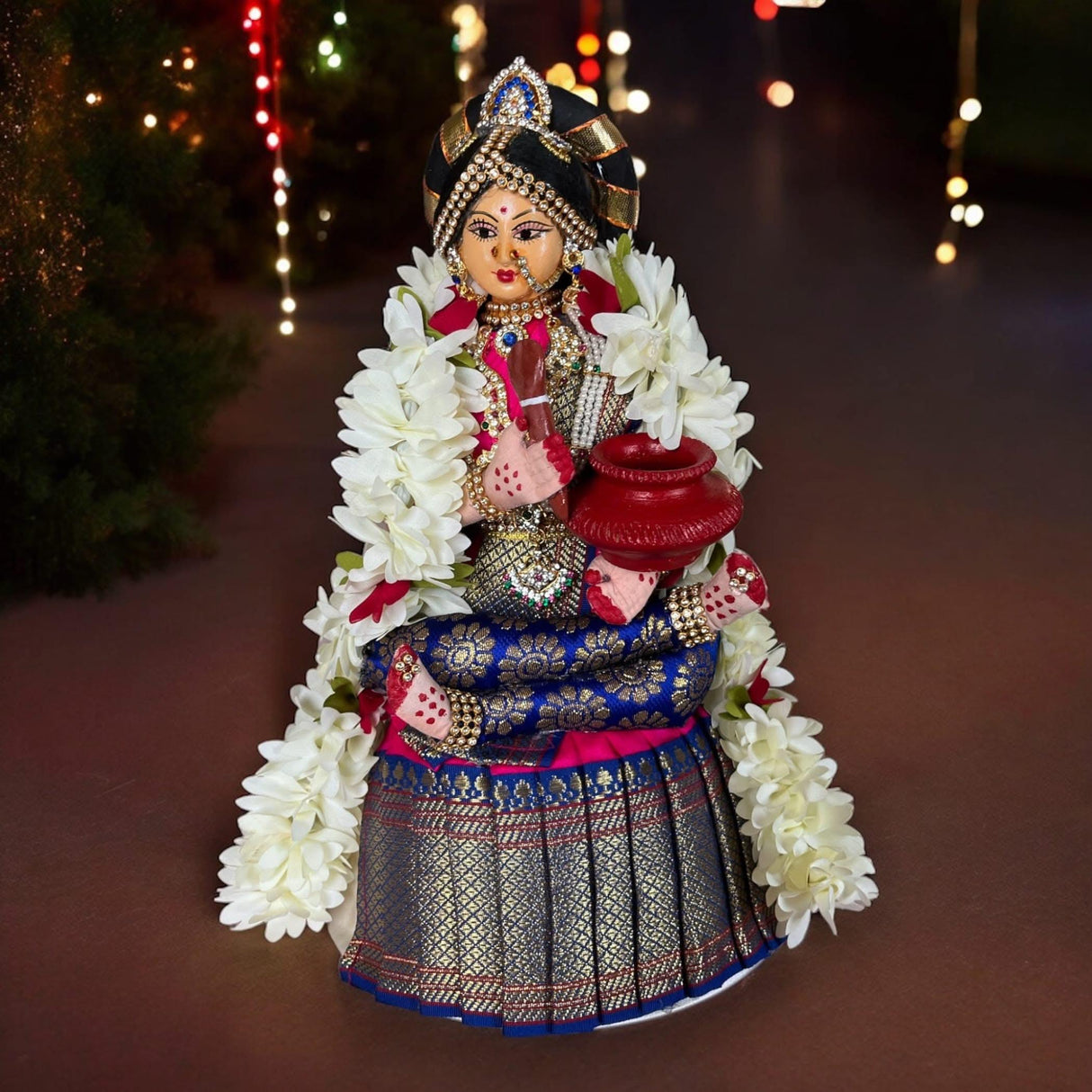 Annapoorani Mata Devi Doll Goddess Annapurna Maa Statue Hindu Idol for Pooja Room Home Office Temple Decor - Annapurni Divine Holy Blessing Housewarming Navaratri Religious Gift - LoveNspire