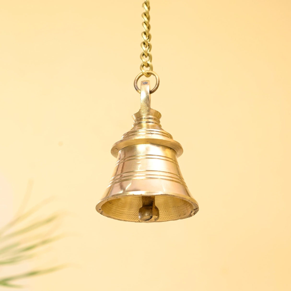 Hanging Brass Bell Hindu Religious Temple Pooja Ghanti with Chain Indian Mandir Decor Wall Mounted Temple Ghanta Ritual Outdoor Indoor Jingle Bell Housewarming Gift - LoveNspire