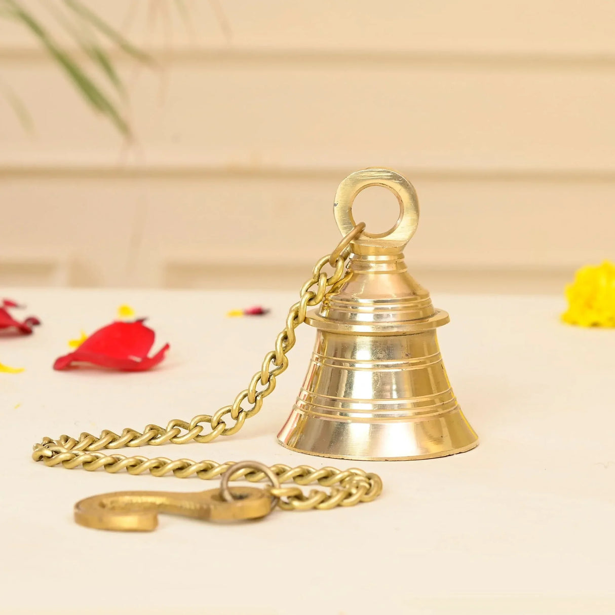 Hanging Brass Bell Hindu Religious Temple Pooja Ghanti with Chain Indian Mandir Decor Wall Mounted Temple Ghanta Ritual Outdoor Indoor Jingle Bell Housewarming Gift - LoveNspire