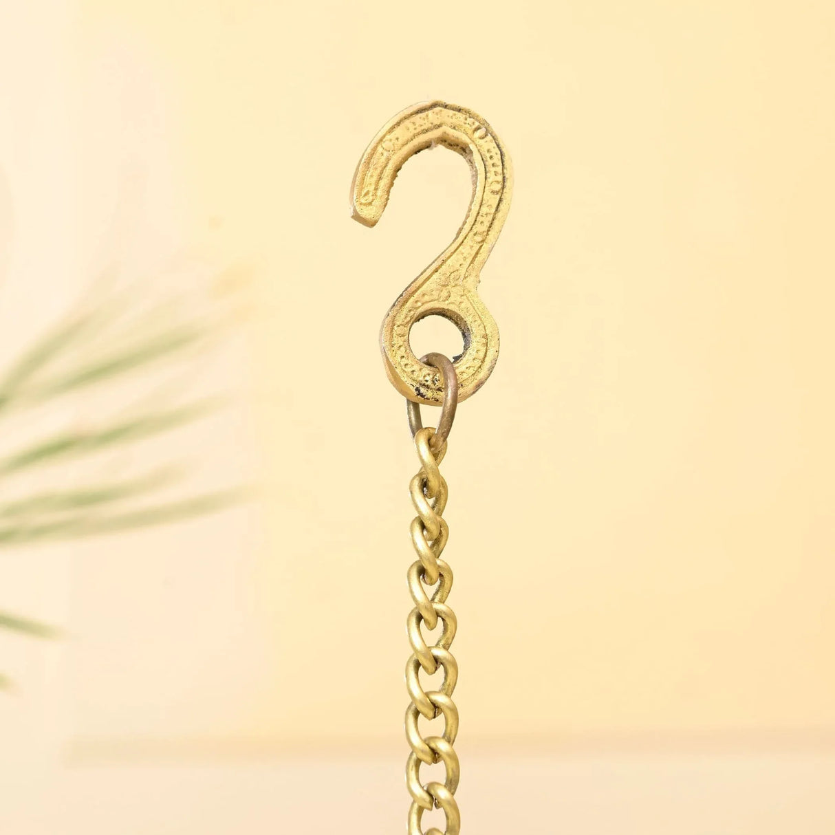 Hanging Brass Bell Hindu Religious Temple Pooja Ghanti with Chain Indian Mandir Decor Wall Mounted Temple Ghanta Ritual Outdoor Indoor Jingle Bell Housewarming Gift - LoveNspire