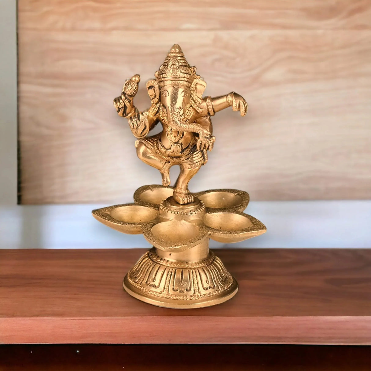 Dancing Ganesha Solid Brass Diya Deepam Vilakku Samai Oil Lamp with Base Home Pooja Room Diwali Decorations Mandir Temple Ganesha Akhand Diya Hindu Puja Religious Deepawali Return Gift - LoveNspire