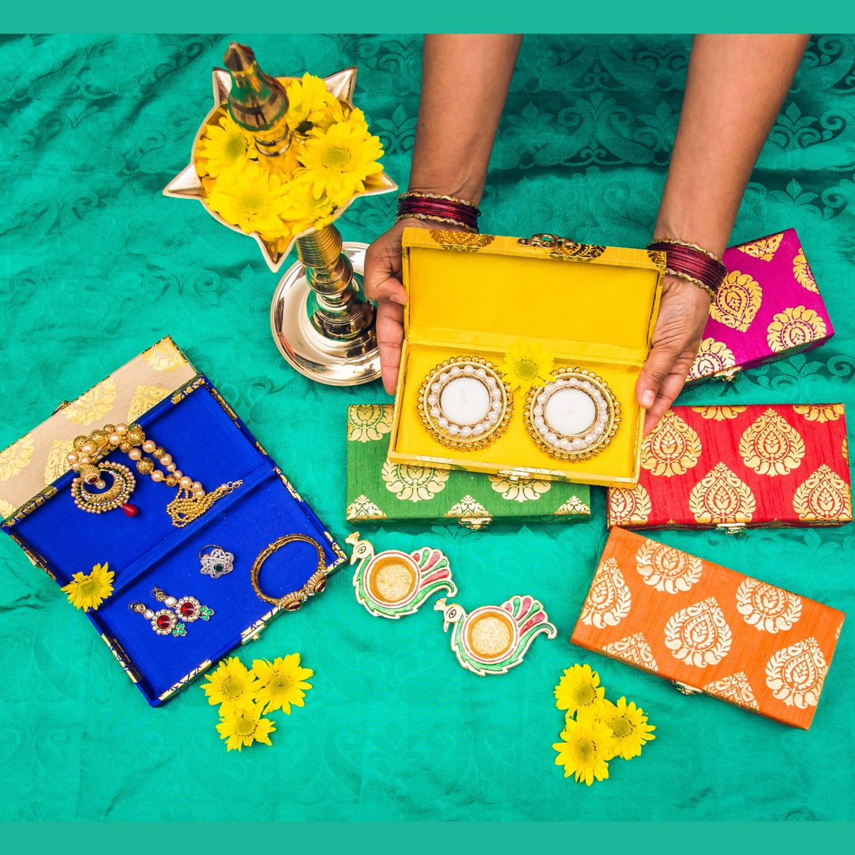 Brocade Gift Boxes( 8x4x1.5 Inches) Favor for Indian Muslim Pakistani Punjabi Wedding, Nikah Favor, Mehndi Favors, Gift Box - LoveNspire