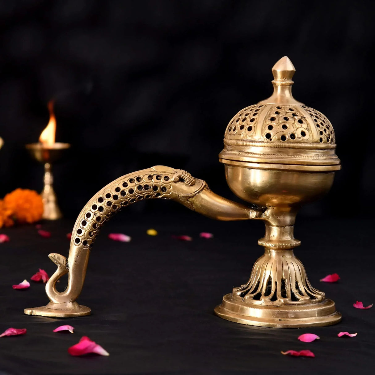 Brass Incense Dhoop Burner Aroma for Prayer Puja Meditation Spiritual Events Dhoopam for Havan Rituals - Diwali Decoration Loban Dhoop Dani for Temple Home Prayer Room (7.8x3.9 Inches) - LoveNspire
