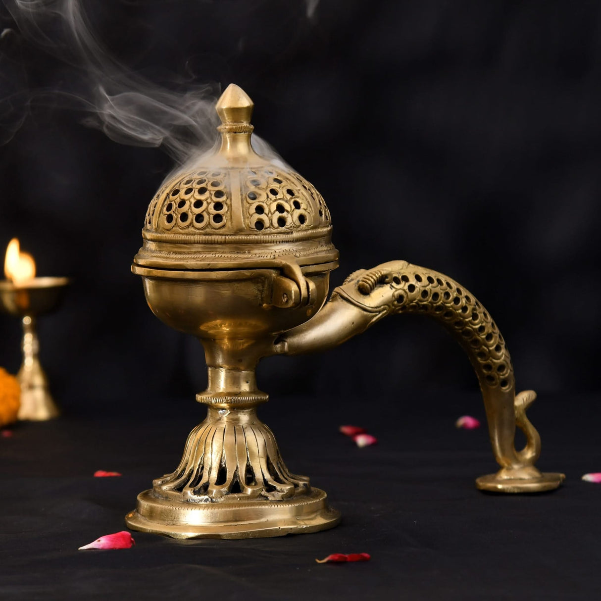 Brass Incense Dhoop Burner Aroma for Prayer Puja Meditation Spiritual Events Dhoopam for Havan Rituals - Diwali Decoration Loban Dhoop Dani for Temple Home Prayer Room (7.8x3.9 Inches) - LoveNspire