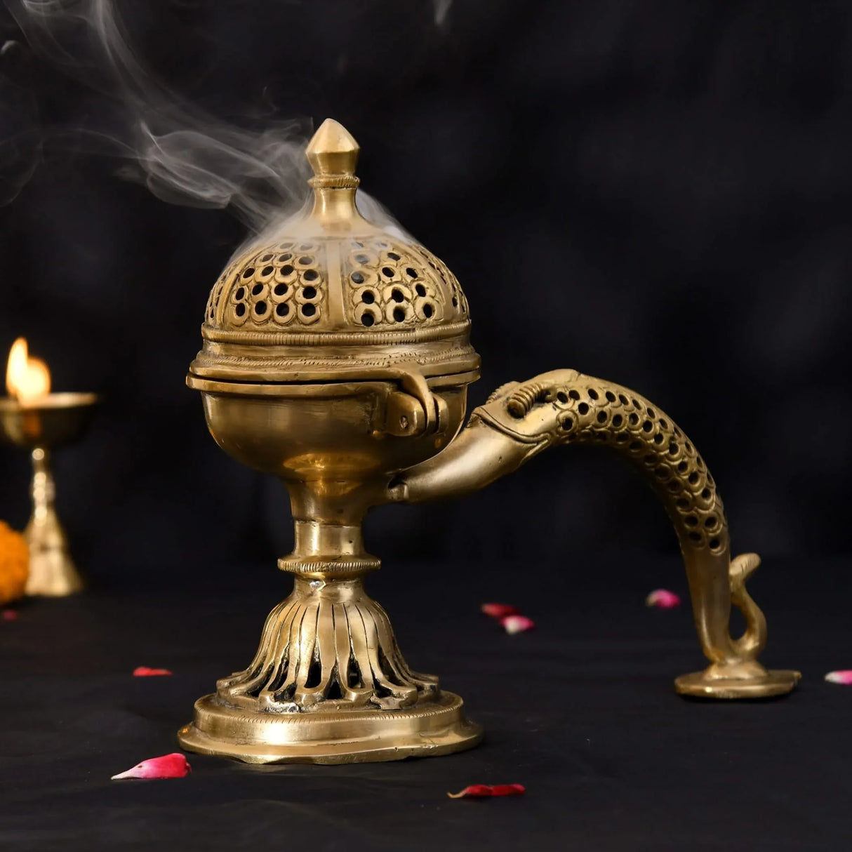 Brass Incense Dhoop Burner Aroma for Prayer Puja Meditation Spiritual Events Dhoopam for Havan Rituals - Diwali Decoration Loban Dhoop Dani for Temple Home Prayer Room (7.8x3.9 Inches) - LoveNspire