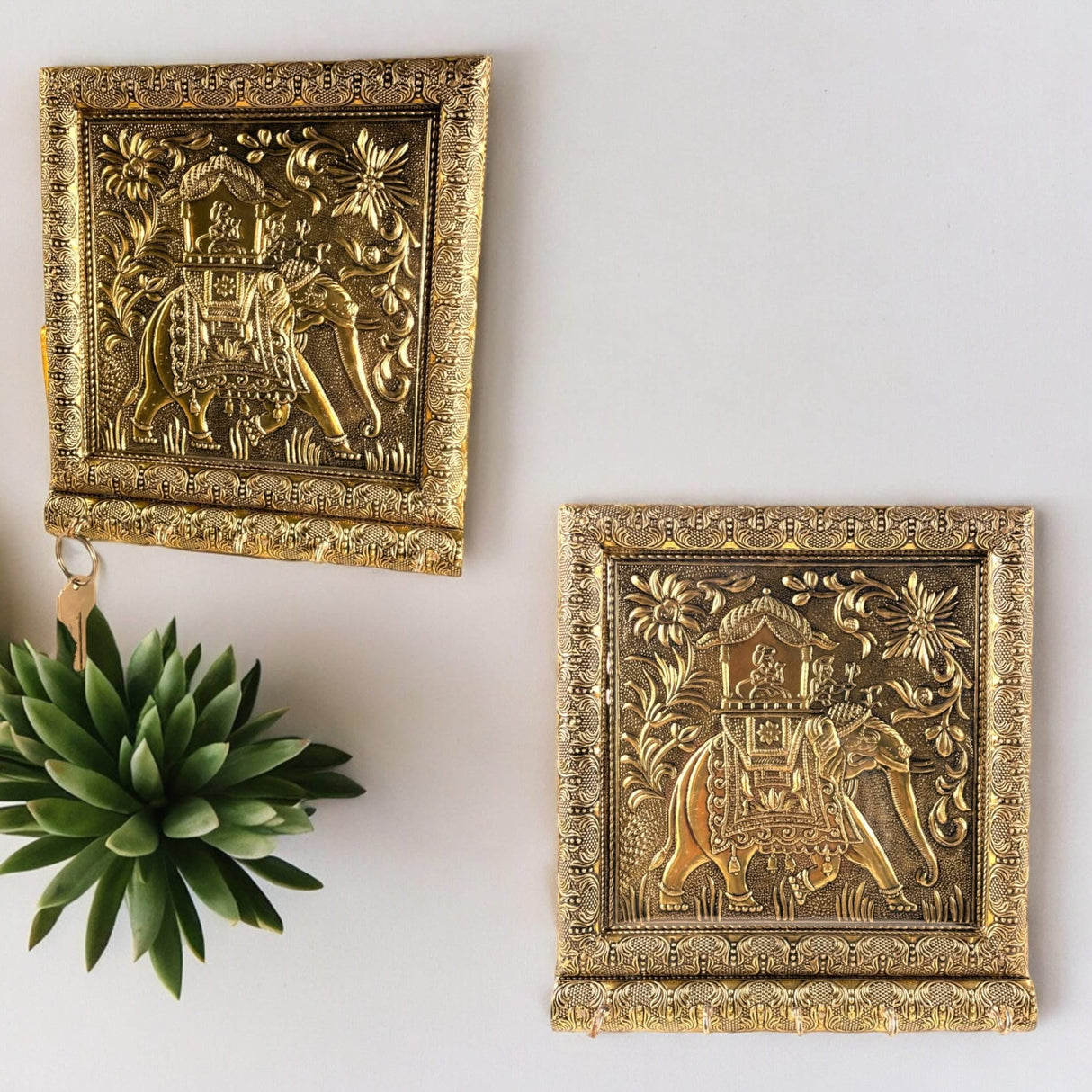 Key Holder Wall Décor Elephant Design Key Hooks for Wall Hanging Hand Crafted Decorative Showpiece Key Organizer Home Decor Wall Mounted 5 Hooks for Entryway Living Room Housewarming Gift - LoveNspire