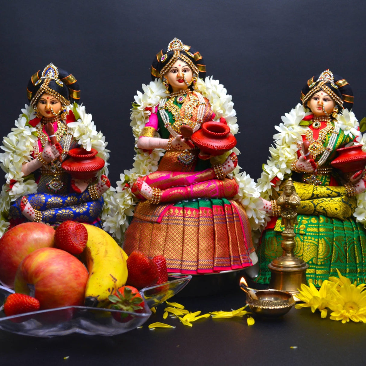 Annapoorani Mata Devi Doll Goddess Annapurna Maa Statue Hindu Idol for Pooja Room Home Office Temple Decor - Annapurni Divine Holy Blessing Housewarming Navaratri Religious Gift - LoveNspire