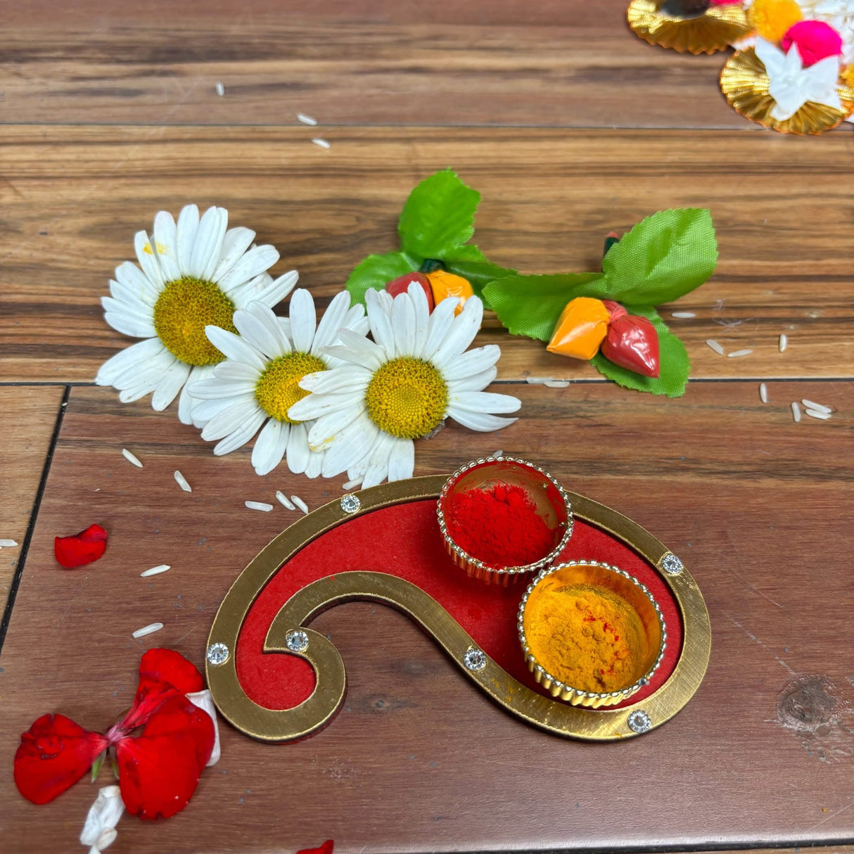 Haldi Kumkum Holder, Pooja Puja Favor, Thamboolam, Pooja Favor, Diwali Gift, Diwali Favor, Deewali Decor, Haldikumkum Plate, Pooja Return Gift - LoveNspire