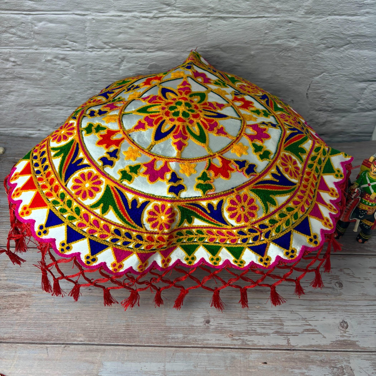 Handmade Indian Woolen Embroidery 2 Pcs Pooja Thali Cover Multipurpose Prasad Thal Posh Wedding Ceremony Decoration Puja Table Chowki Assan Kharwachuth Thali Cover Aasan Gift - LoveNspire