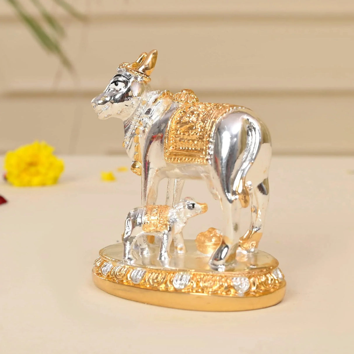 Kamdhenu Cow and Calf Kamadhenu Idol Murti Statue Diwali Gift Decorative Item Figurine Showpiece for Home Office Temple Pooja Decor Good Luck Janmashtami Housewarming Wedding Gift - LoveNspire