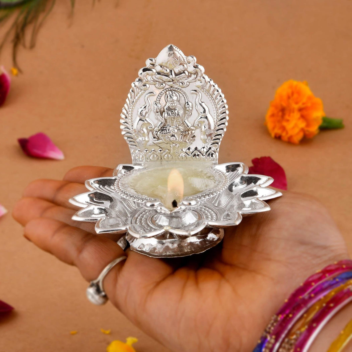 Lakshmi Silver Plated Diya Kamakshi Deepam Kamatchi Vilakku Samai Laksahmi Oil Lamp Diwali Decoration Hindu Puja Religious Home Decor Pooja Lamp Housewarming Wedding Return Gift (3.5 Inch) - LoveNspire