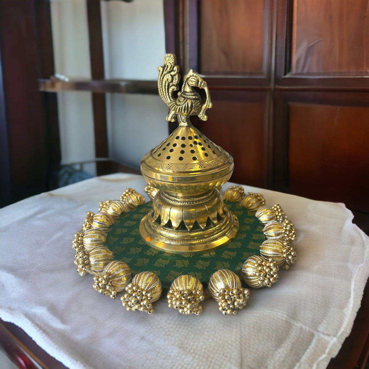 Patola Platter, Reversible Patola, Diwali Rangoli, Floor Rangoli, Platter Mat, Platter Stand, Platter Tray, Rangoli Mat, Rangoli Platter, Reversible Mat - LoveNspire