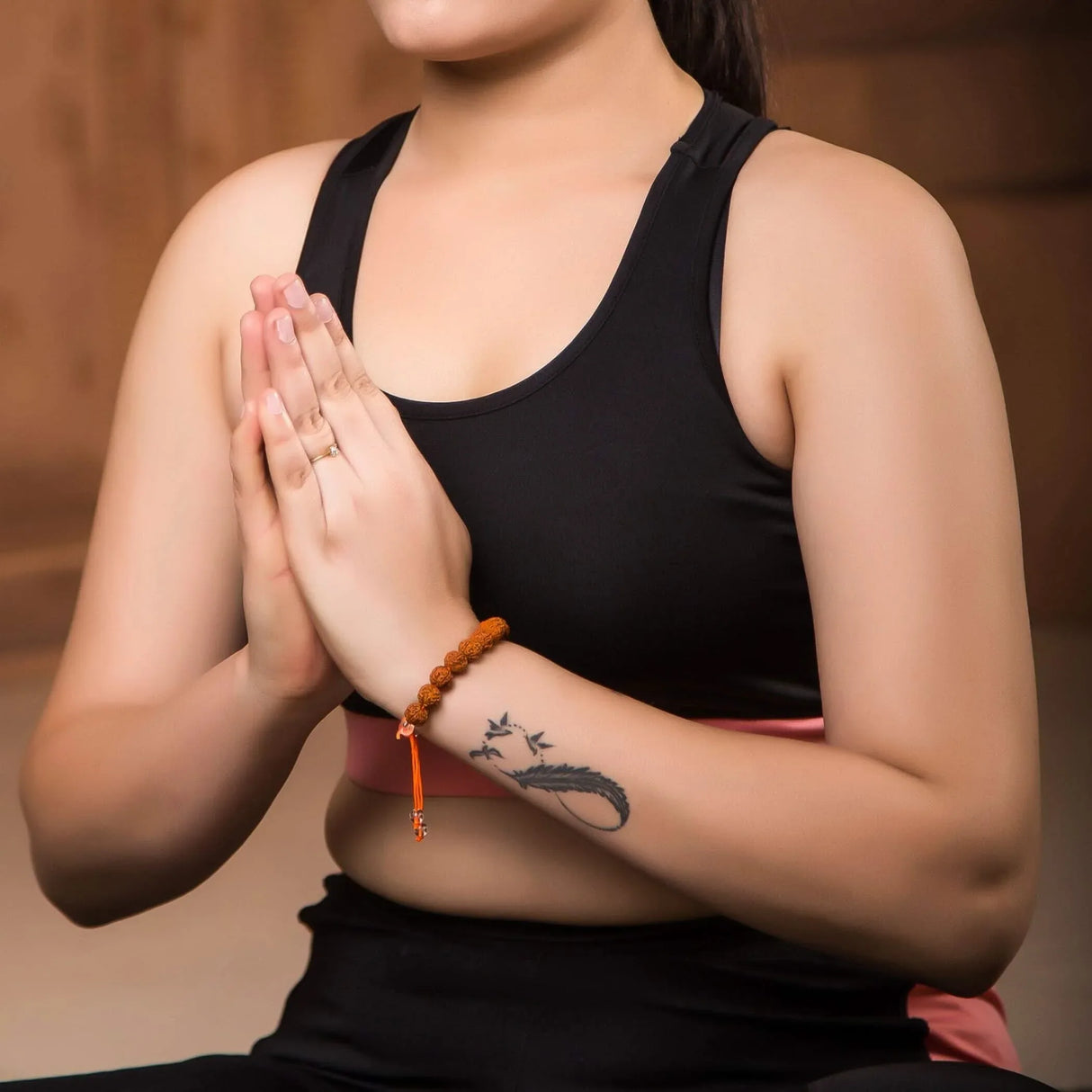 5 Mukhi Rudraksha Bracelet Suitable for Yoga, Meditation 5 Face Nepali Rudraksh Natural Healing Mala Wrist Band Bead Adjustable Bracelet Daily Fashion Wear Men (approx. 8.5 Mm) - LoveNspire