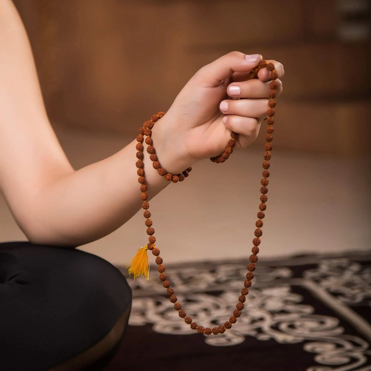 Rudraksha Mala with Gomukhi Japa Bag 5 Face (panchmukhi) Rudraksh Rosary Garland Japa Mala Necklace for Puja Yoga Meditation Rudraksha Kantha Mala 108 + 1 Prayer Beads for Men Women Wearing - LoveNspire