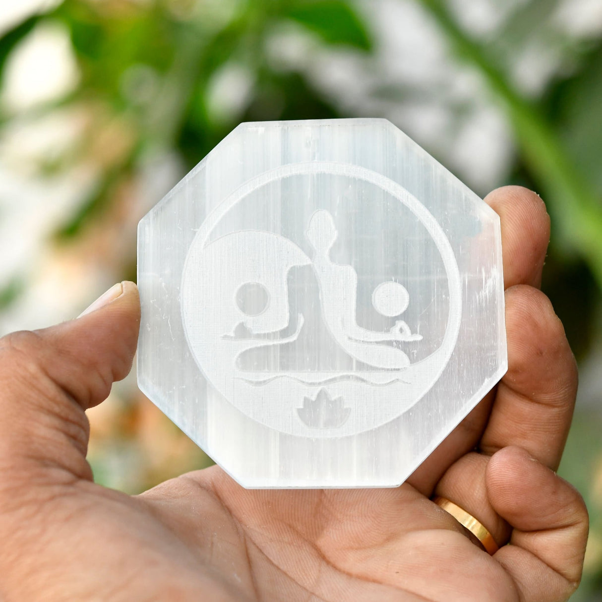 Octagonal Selenite Plate with Yin-Yang Yoga Design for Crystal Charging and Decor