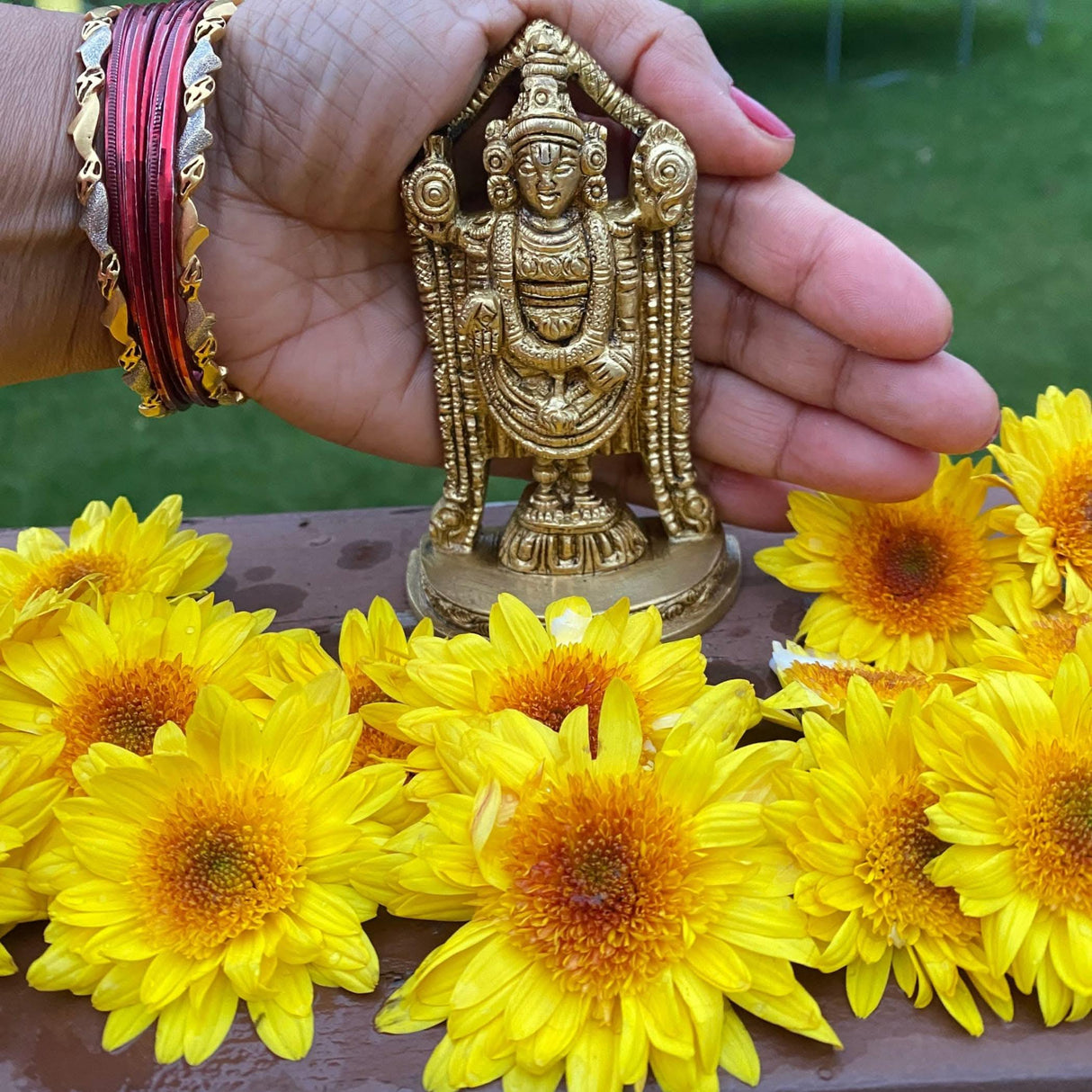 Small Brass Balaji and Venkateswara Idol Statue Gold Finished Tirupati Balaji Statues Incarnation of Lord Vishnu Sculpture Pooja Gift Living Room Mandir Decorative Showpiece - LoveNspire