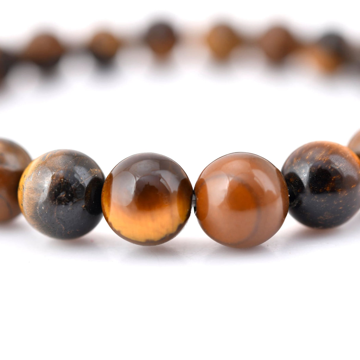 Tiger’s Eye Beaded Bracelet Featuring 8mm Round Healing Crystals for Meditation and Wellness