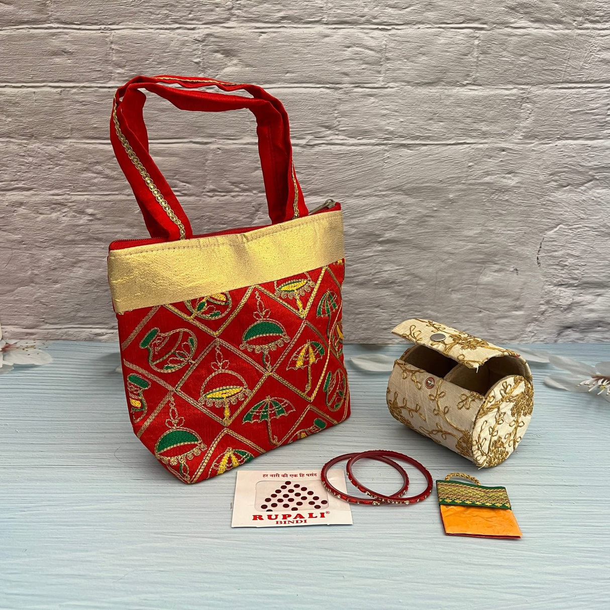 Varalakshmi Vratham Gift Hamper Navaratri Vratha Hindu Religious Teej Karva Chauth Sankranti Pooja Housewarming Return Gifts - Hand Bags Haldi Kumkum Packet Bangle Box Bindi Glass Bangles - LoveNspire