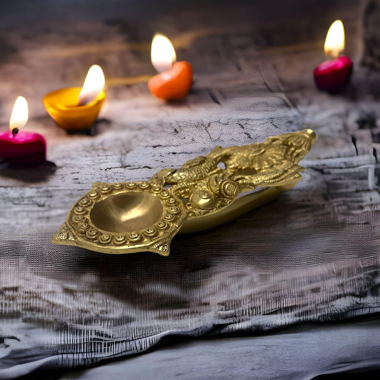 Brass Finish Pooja Aarti Spoon 1 Pc Diya Twin Parrot Design Round Hawan Spoon for Pouring Ghee in Hawan Kund Diwali Gift Ethnic Indian Aarti Spoon Wedding Return Gifts Home Temple Decor - LoveNspire