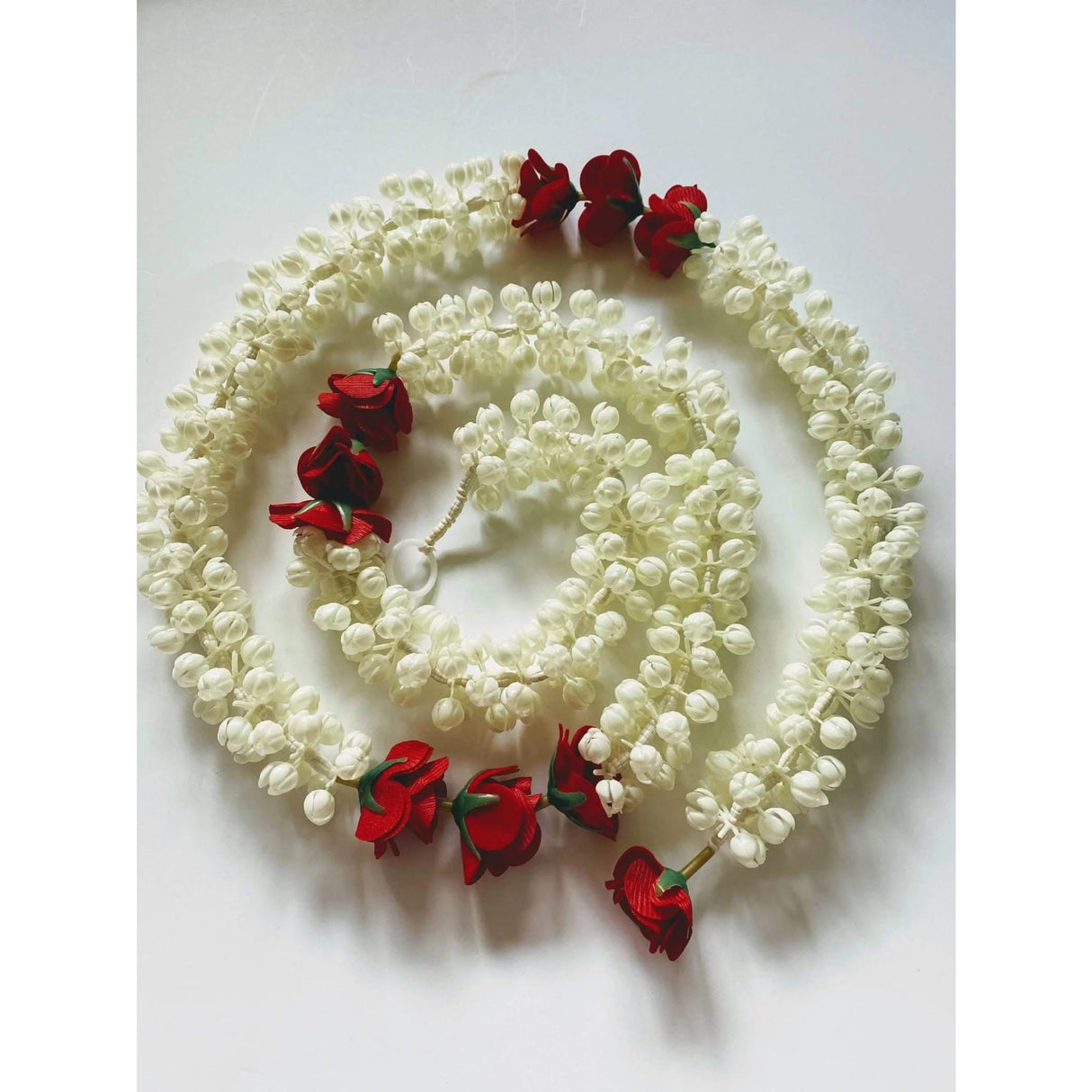 Jasmine Garland, Diwali Decoration, Diwali Decor, Diwali Backdrop, Mogra Strings, Muslim Wedding, Eid Decoration, Mehndi Decoration - LoveNspire