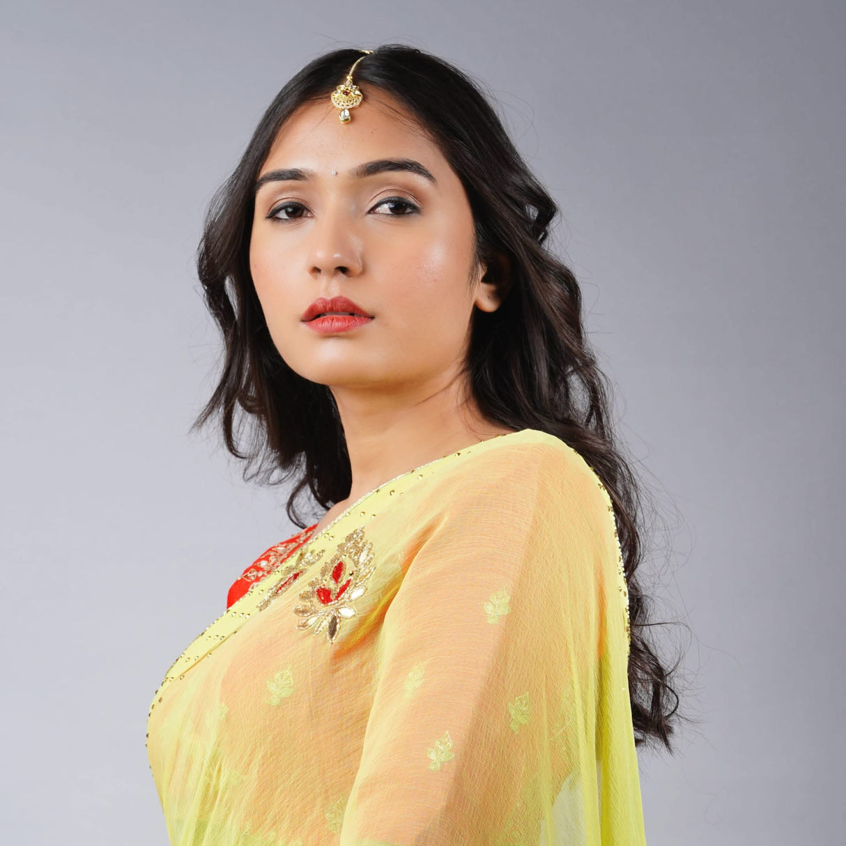 Kundan Work Maang Tikka Gold Plated Indian Women Forehead Jewelry Pakistani Punjabi Wedding Favor Designer Head Accessory Traditional Matha Patti Gift for Her - LoveNspire