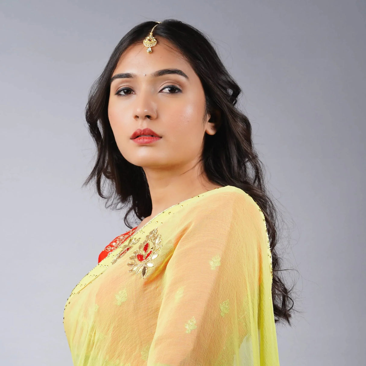 Kundan Work Maang Tikka Gold Plated Indian Women Forehead Jewelry Pakistani Punjabi Wedding Favor Designer Head Accessory Traditional Matha Patti Gift for Her - LoveNspire