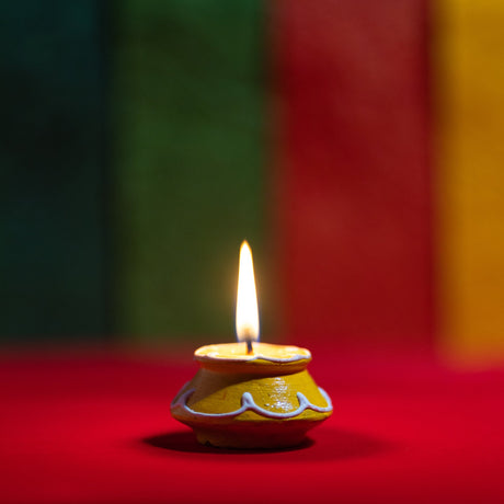 Celebrate an eco-friendly Navratri by using biodegradable decorations, natural colors for rangoli, reusable diyas, locally sourced food, and digital invites to honor tradition while protecting the planet.