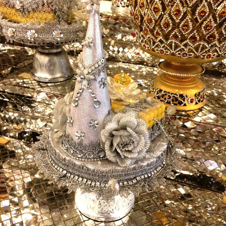 Celebrate every festival with LoveNspire’s vibrant and culturally rich decor collection that brings joy and tradition to your home!