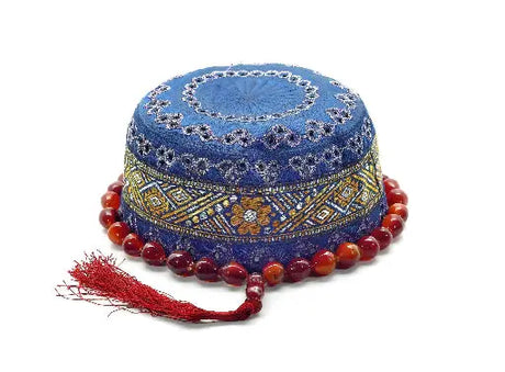 Choose the best quality Eid al-Adha caps designed for children and available on various online shopping platforms.