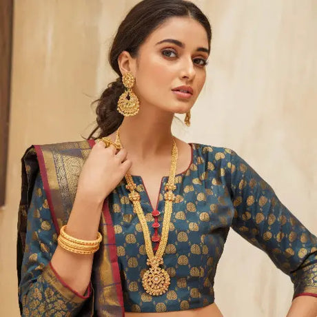 Designer jewelry is the ultimate choice for women to celebrate Eid with fun, style, and modest yet gorgeous appearance.