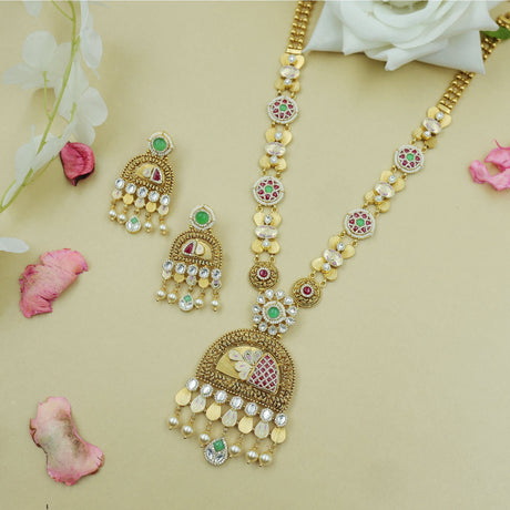 A thorough reflection of refined beauty with elegant jewelry and gifts crafted from Alpaca Alloy in exquisite German Silver that brings an exemplary look.