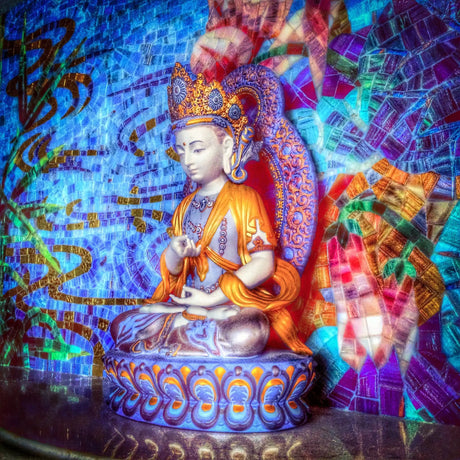 Elevate your festive spirit this Janmashtami with vibrant floral rangolis, peacock-themed décor, traditional jhankis of Lord Krishna’s life, twinkling fairy lights, and ornate swings adorned with fresh flowers.