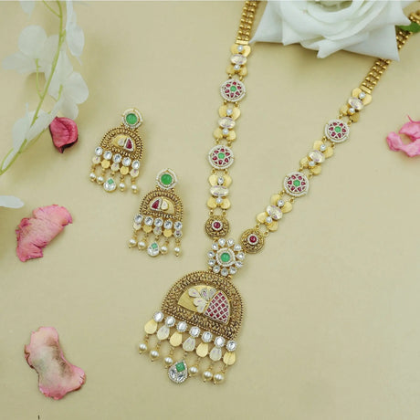 A thorough reflection of refined beauty with elegant jewelry and gifts crafted from Alpaca Alloy in exquisite German Silver that brings an exemplary look.