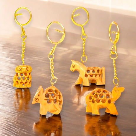 Stylish keychain gift ideas: unique key holders