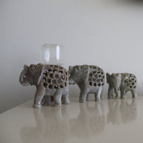 Set of 3 Marble elephant that you can use for home decoration.