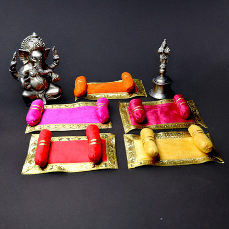 Laddu gopal velvet asan takiya pillow set for lord ganesha