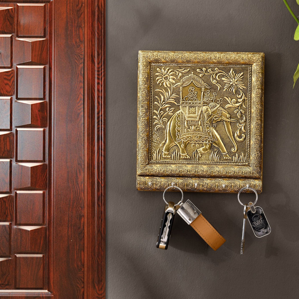 Gold elephant key holder with floral design and 5 magnetic hooks