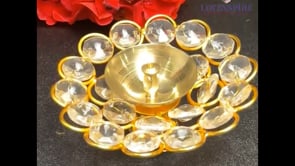 Brass Crystal Diya Decorative Acrylic Crystal Floral Shape Diya Diwali Diyas for Puja Kuthu Vilakku Home Temple Decor Deepam Deepawali Decoration Lantern Housewarming Return Gift