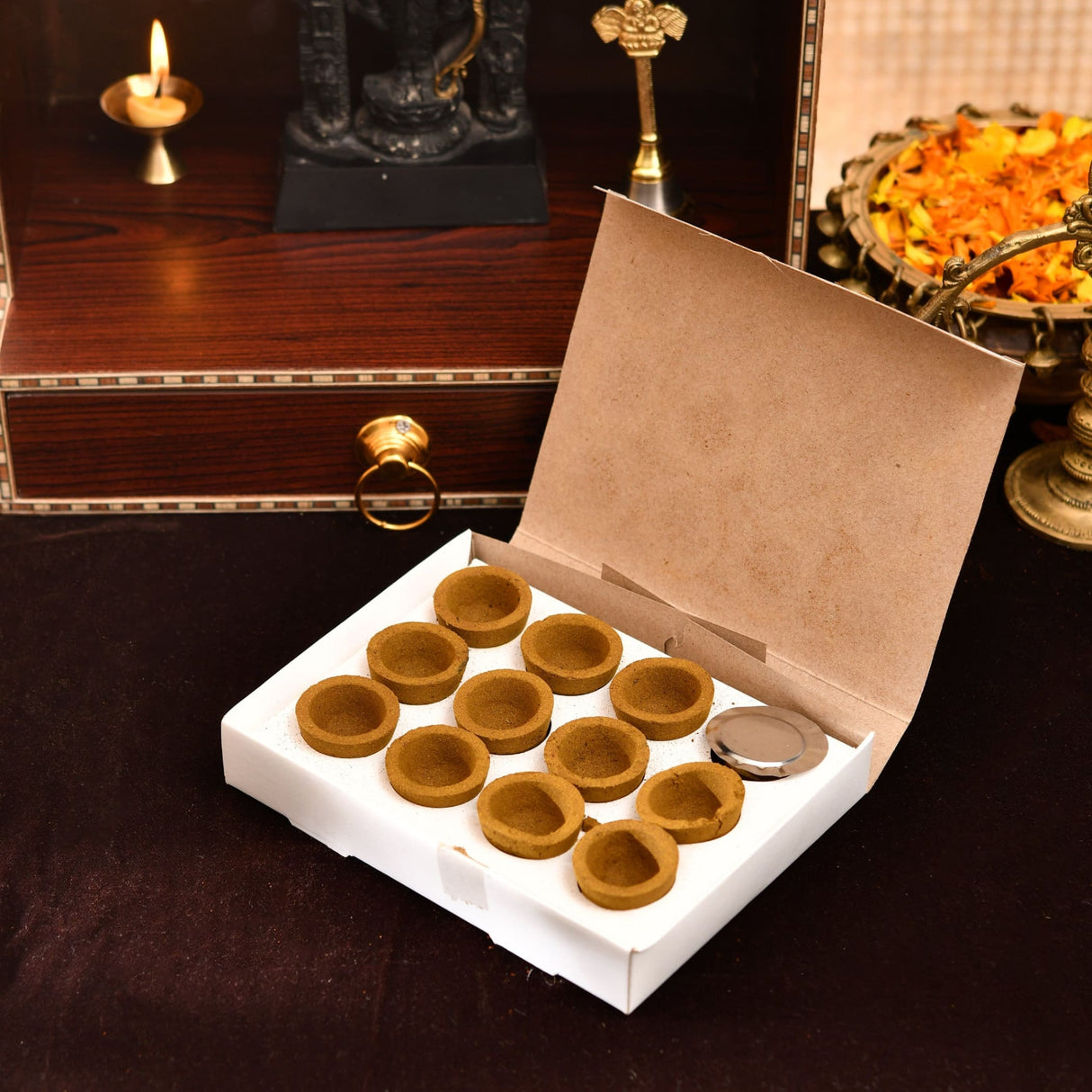 Sandalwood dhoop cups in white box with metallic lid, 12 pc set