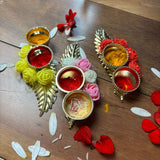 Small and very light flower haldi kumkum holder thambolam